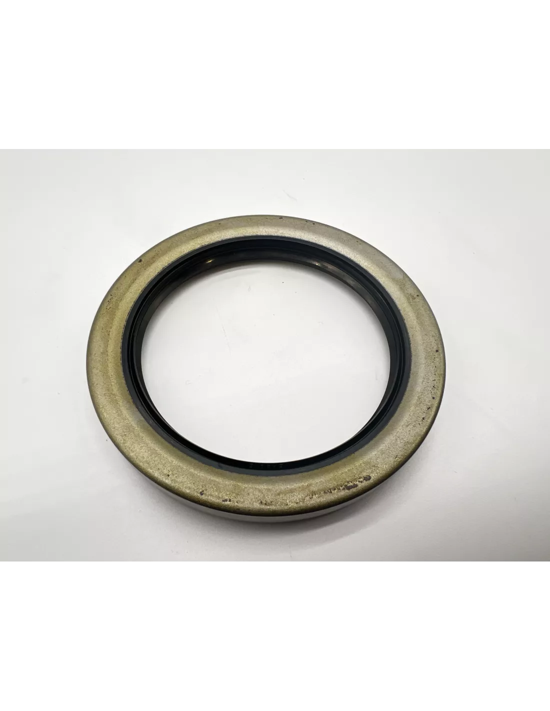Joint spi de moyeu roulement de roue avant HDJ100 TOYOTA - accessoire