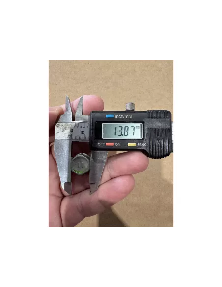 Boulon entre tulipe et arbre de transmission Ø10x26mm TOYOTA -
