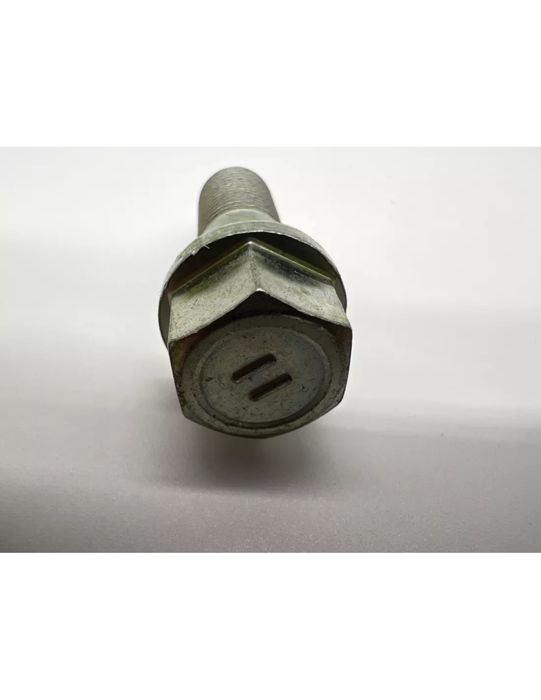 Boulon entre tulipe et arbre de transmission Ø11x27mm TOYOTA -