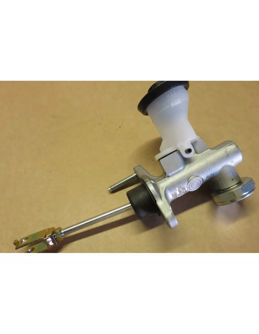 Maître cylindre émetteur embrayage pour Land Cruiser HDJ80 AISIN -
