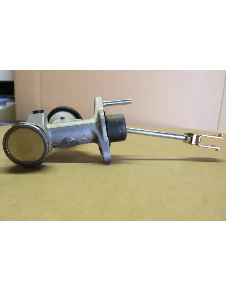 Maître cylindre émetteur embrayage pour Land Cruiser HDJ80 AISIN -