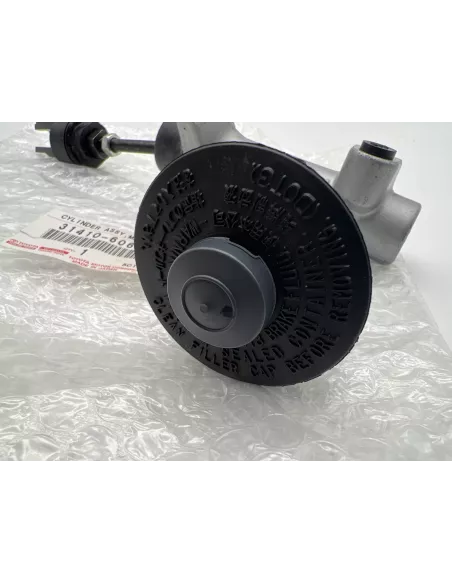 Maître cylindre / Emetteur d'embrayage HDJ100 TOYOTA - accessoire 4x4
