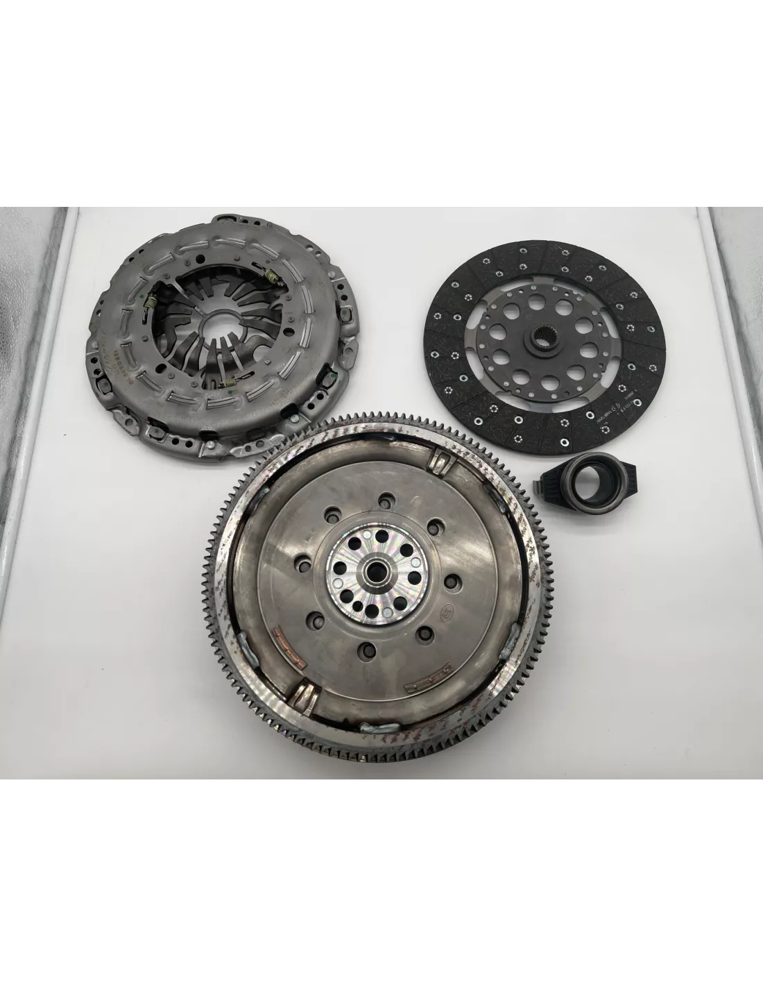 Kit embrayage complet avec volant moteur bimasse Kia Sorento 2.5 CRDi