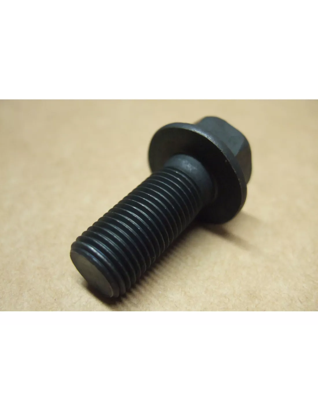 BOULON VOLANT MOTEUR 1HZ 1HD TOYOTA - accessoire 4x4