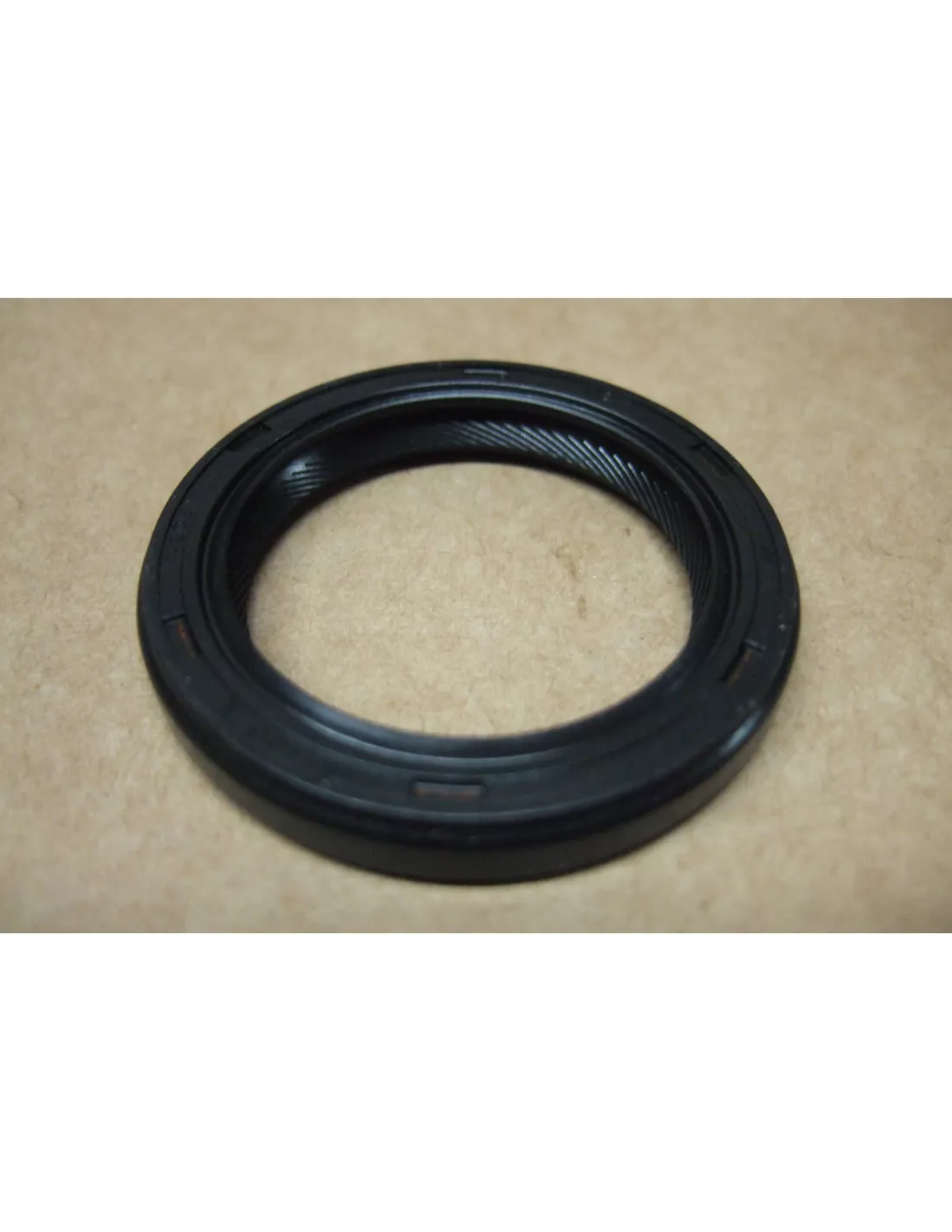 Joint spi entrée boite de vitesses HDJ80 HDJ100 GRJ7 TOYOTA -