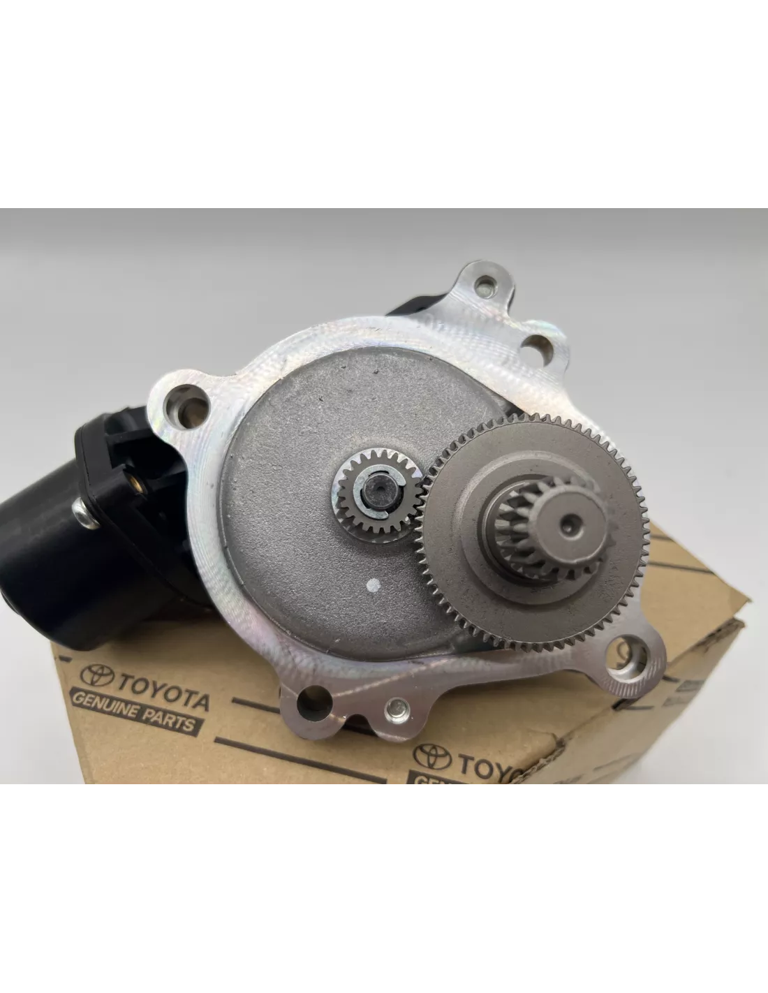 Moteur de blocage de différentiel central électrique HDJ100 TOYOTA -