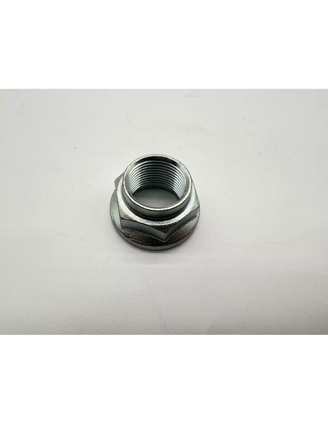 ECROU TULIPE SORTIE BOITE TRANSFERT TOYOTA - accessoire 4x4