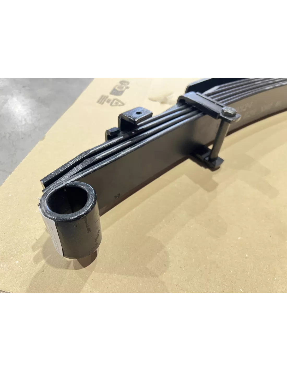 Lame de suspension arrière +50mm tarage +600kg Toyota Hilux Revo DTC