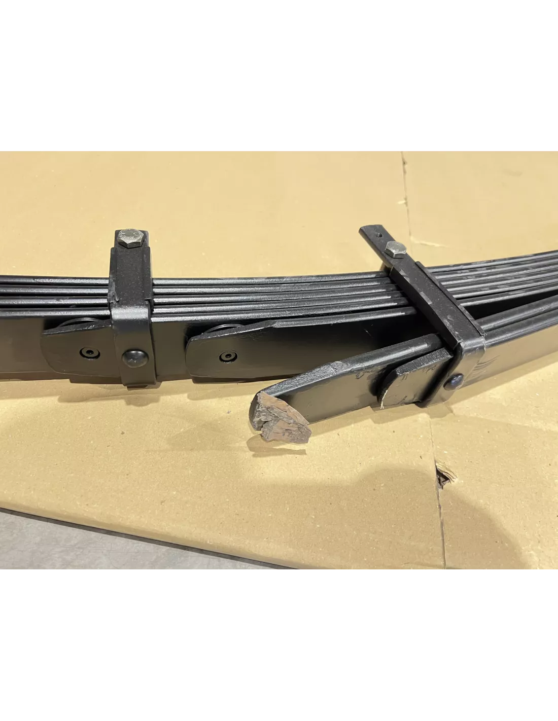 Lame de suspension arrière +50mm tarage +600kg Toyota Hilux Revo DTC