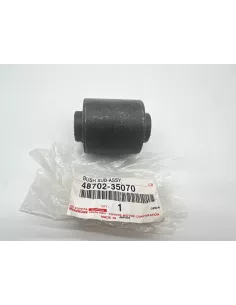 Silentbloc tirant pont arrière inférieur KDJ9 KZJ9 TOYOTA - 2