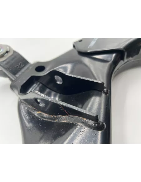 Triangle de suspension inférieur avant droit Hilux Vigo TOYOTA -