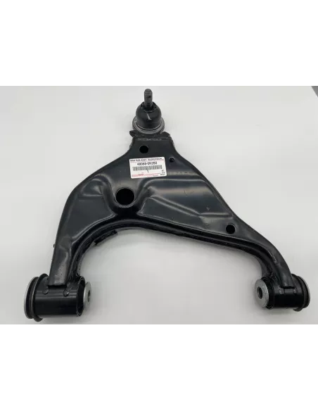 Triangle de suspension inférieur avant droit Hilux Revo TOYOTA -