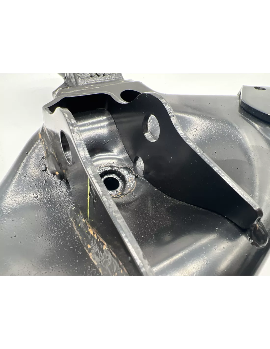 Triangle de suspension inférieur avant droit Hilux Revo TOYOTA -