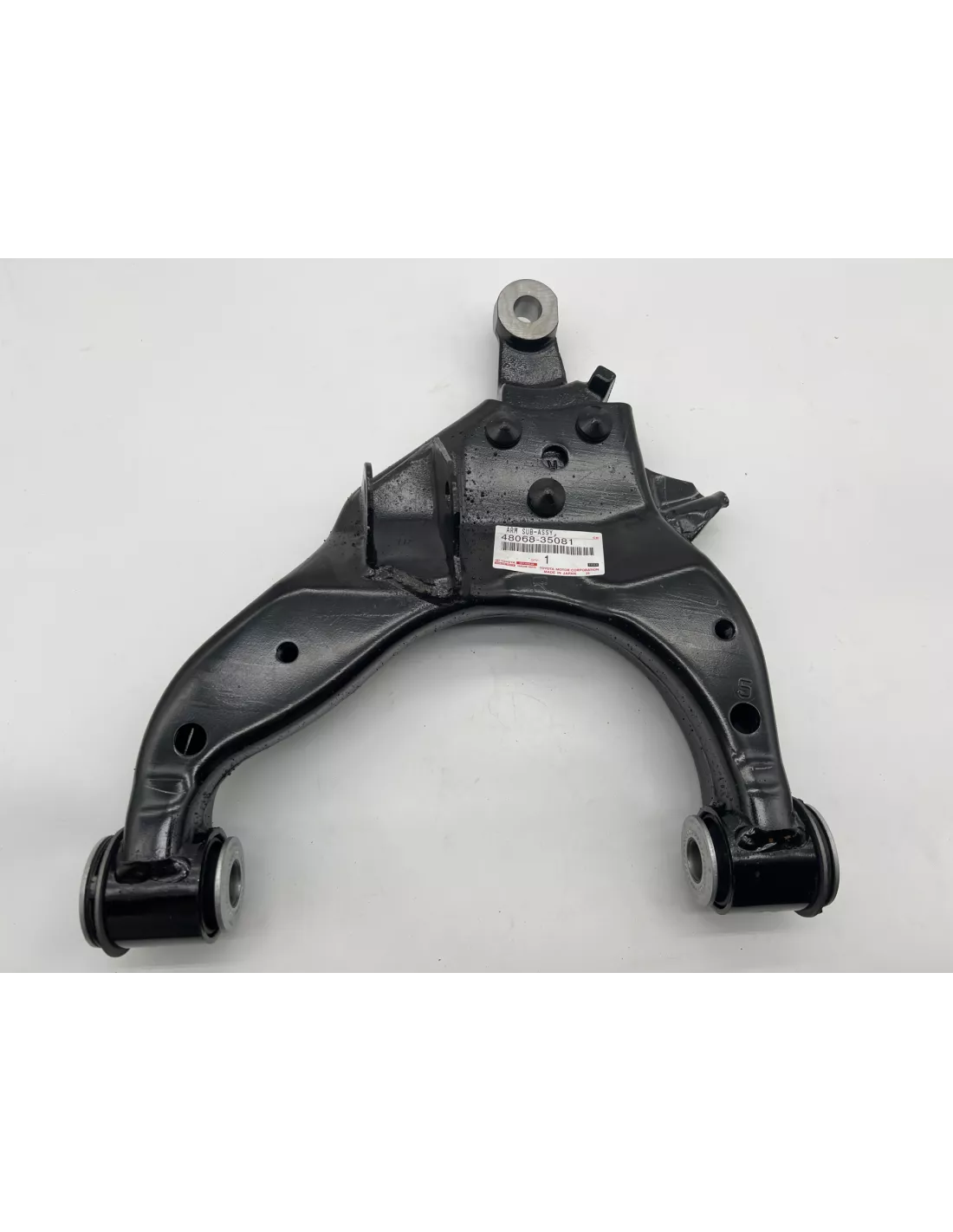 Triangle de suspension inférieur avant droit Land Cruiser KZJ9 KDJ9