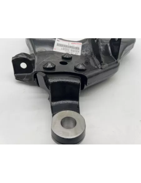 Triangle de suspension inférieur avant droit Land Cruiser KZJ9 KDJ9