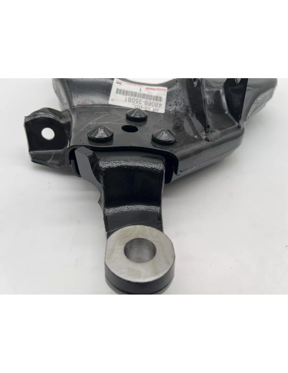 Triangle de suspension inférieur avant droit Land Cruiser KZJ9 KDJ9