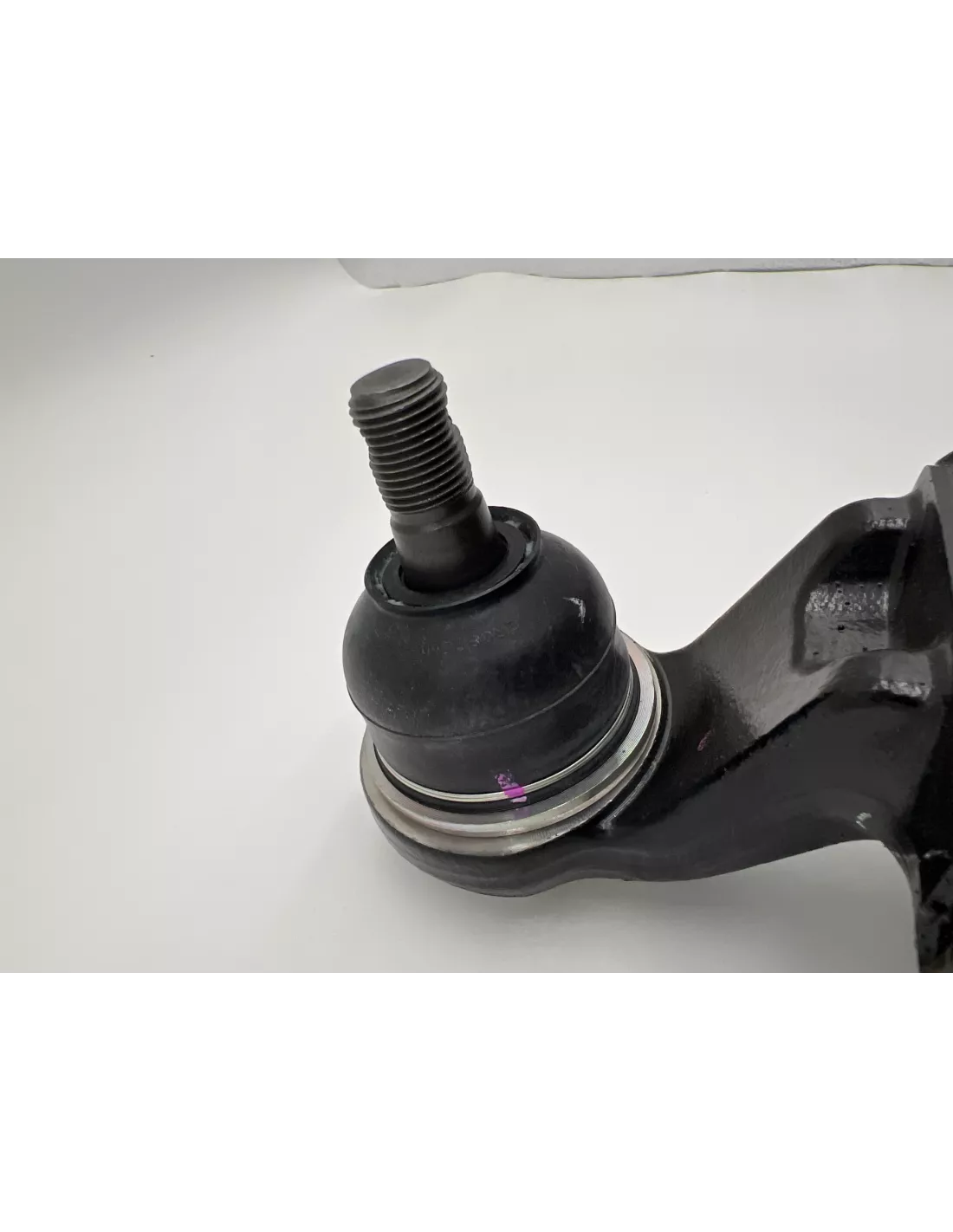 Triangle de suspension inférieur avant gauche Hilux Vigo TOYOTA -