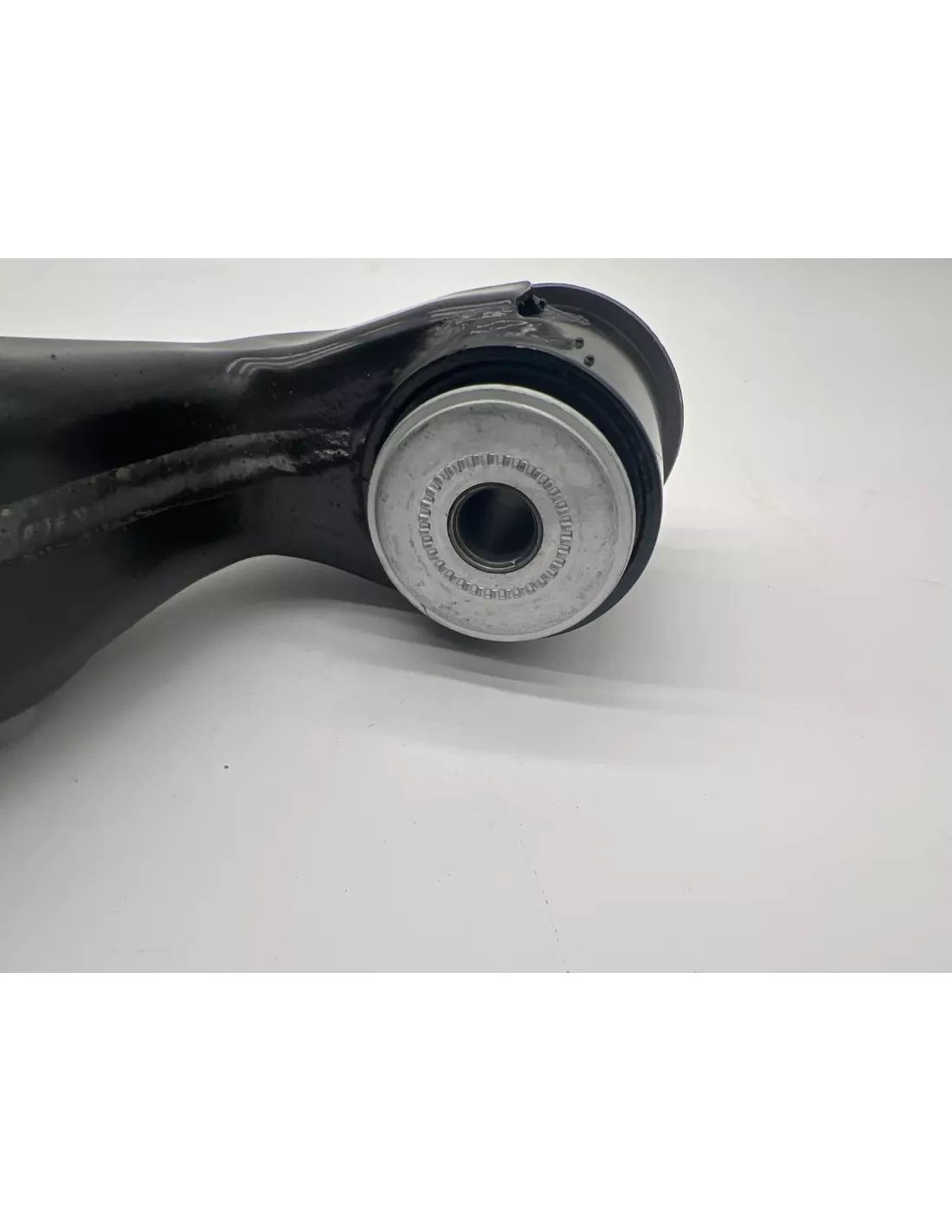 Triangle de suspension inférieur avant gauche Land Cruiser KDJ12
