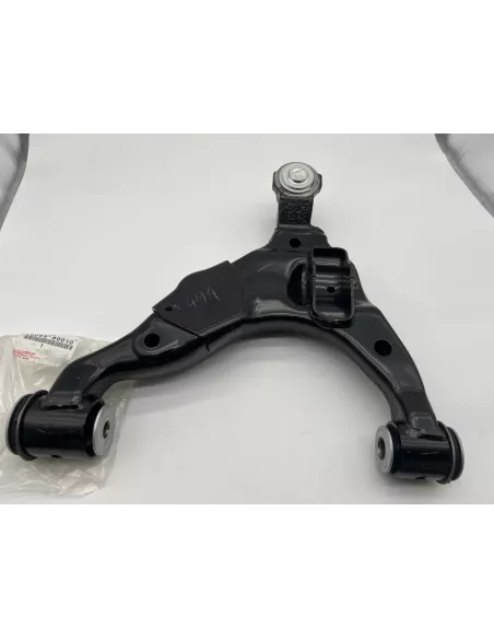 Triangle de suspension inférieur avant gauche Land Cruiser KDJ12