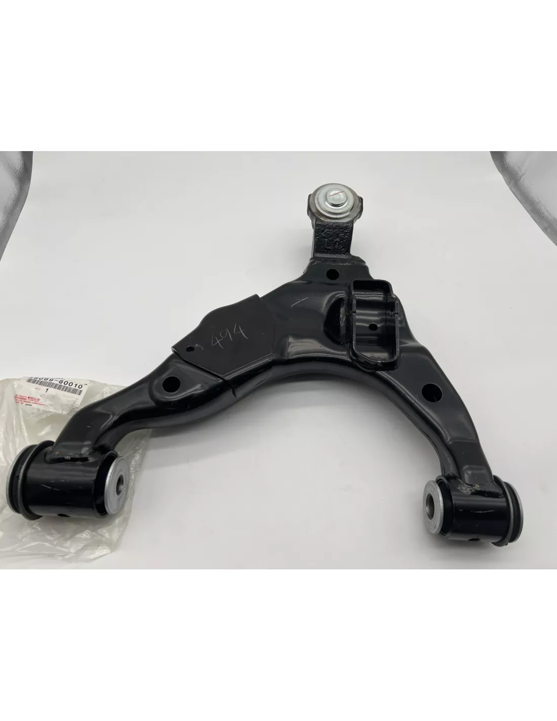 Triangle de suspension inférieur avant gauche Land Cruiser KDJ12
