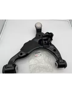 Triangle inférieur avant gauche KDJ150 - Véhicule avec KDSS TOYOTA -