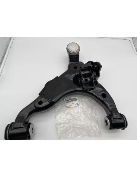 Triangle inférieur avant gauche KDJ150 - Véhicule avec KDSS TOYOTA -