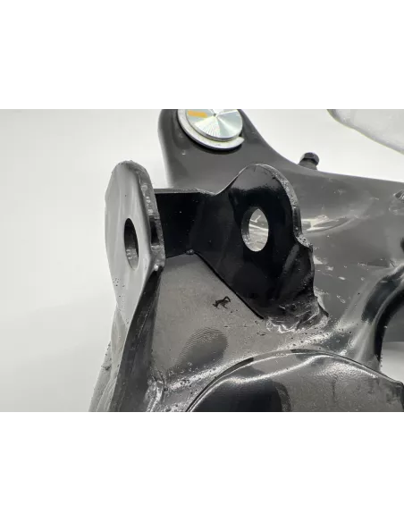 Triangle inférieur de suspension avant droit Land Cruiser HDJ100