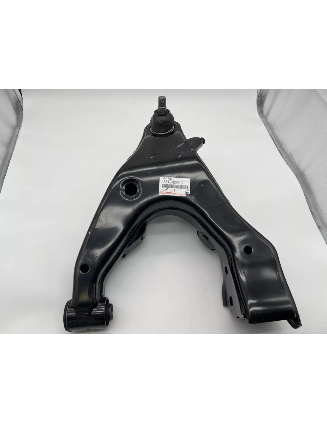 Triangle inférieur de suspension avant gauche Land Cruiser HDJ100