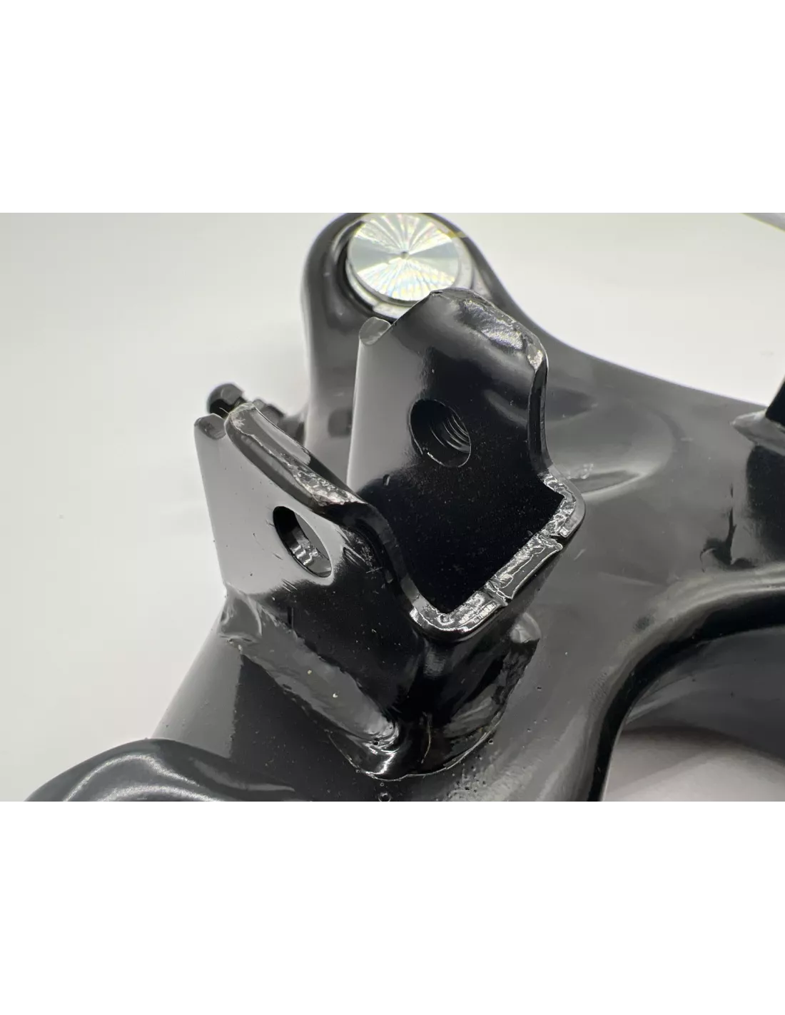 Triangle inférieur de suspension avant gauche Land Cruiser HDJ100