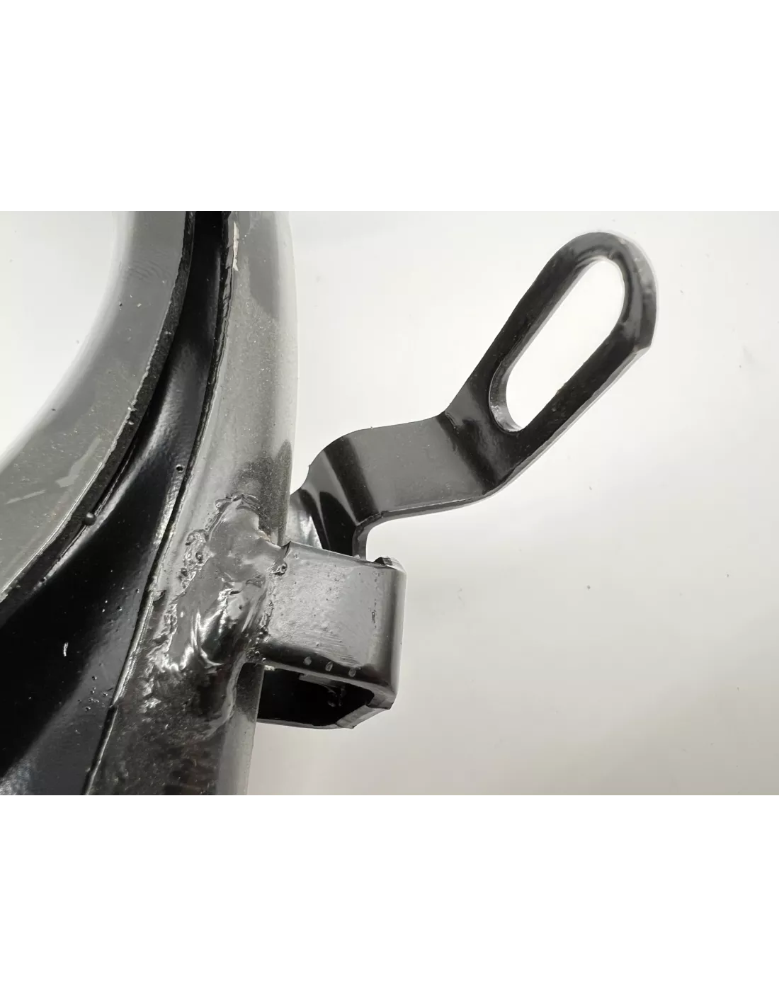 Triangle de suspension supérieur avant droit HDJ100 TOYOTA -