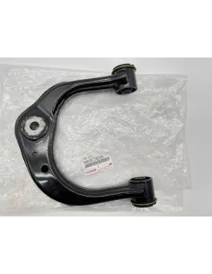 Triangle de suspension supérieur avant gauche Land Cruiser KZJ9 KDJ9