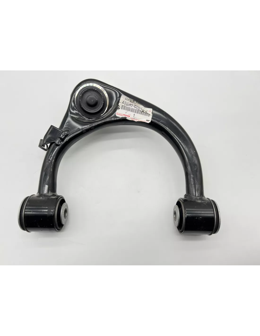Triangle de suspension supérieur avant gauche HDJ100 TOYOTA -