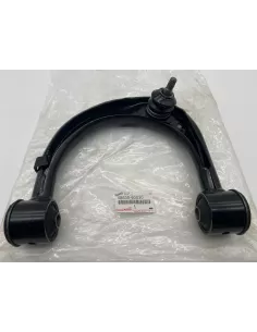 Triangle de suspension supérieur avant gauche VDJ200 TOYOTA -