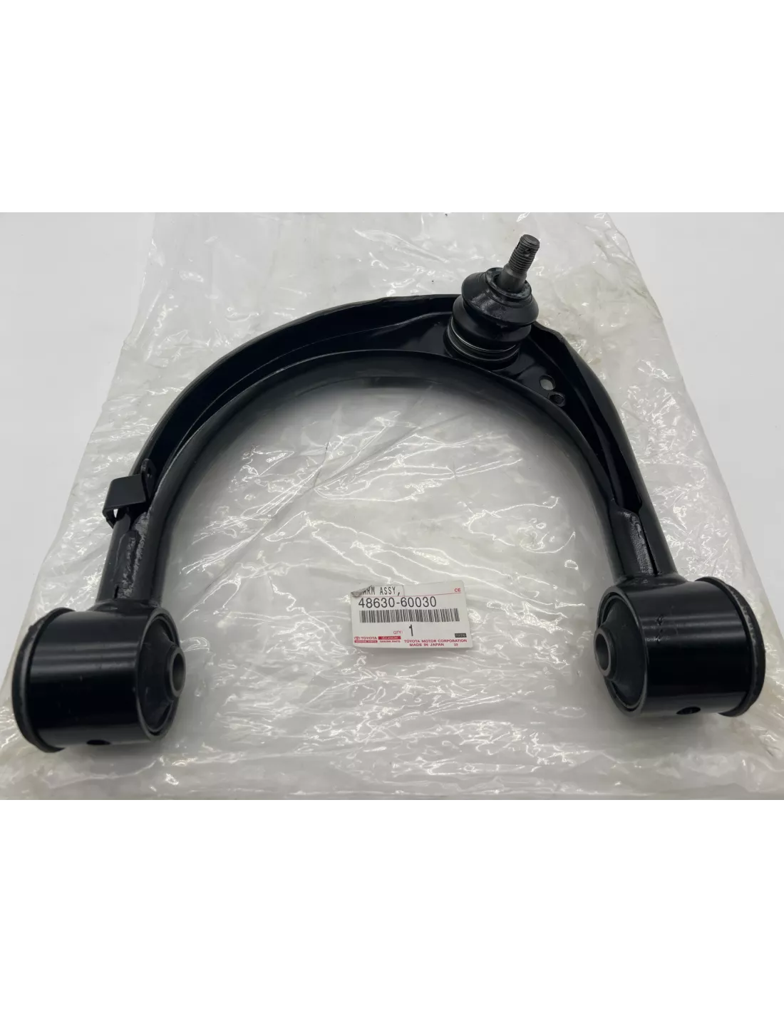 Triangle de suspension supérieur avant gauche VDJ200 TOYOTA -