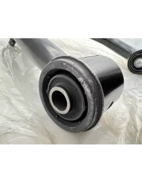 Triangle de suspension supérieur avant gauche Land Cruiser KDJ12