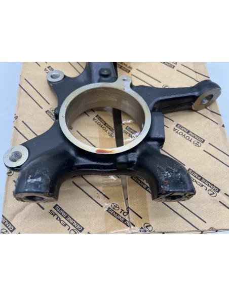 Fusée pivot avant gauche Hilux Vigo TOYOTA - accessoire 4x4