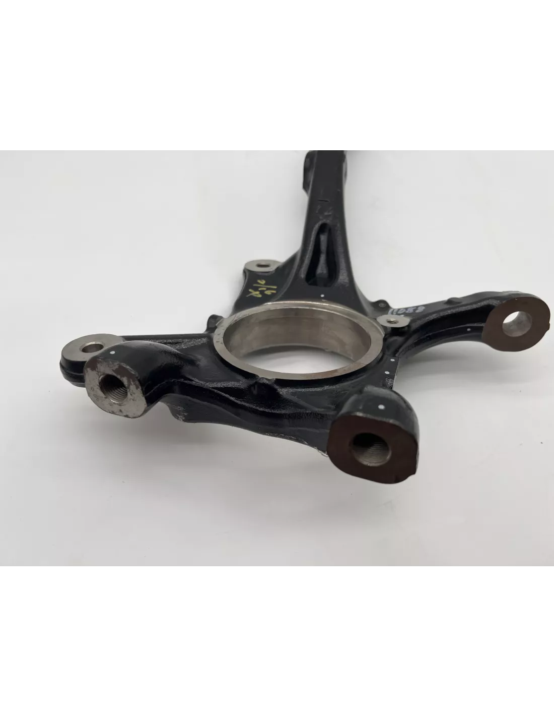 Fusée pivot avant gauche VDJ200 TOYOTA - accessoire 4x4