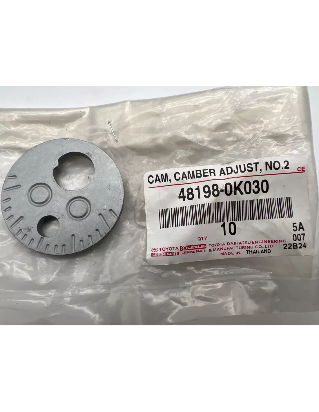 Contre plaque excentrique réglage carrossage triangle Hilux Revo