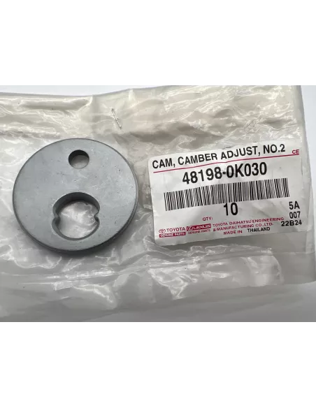 Contre plaque excentrique réglage carrossage triangle Hilux Revo