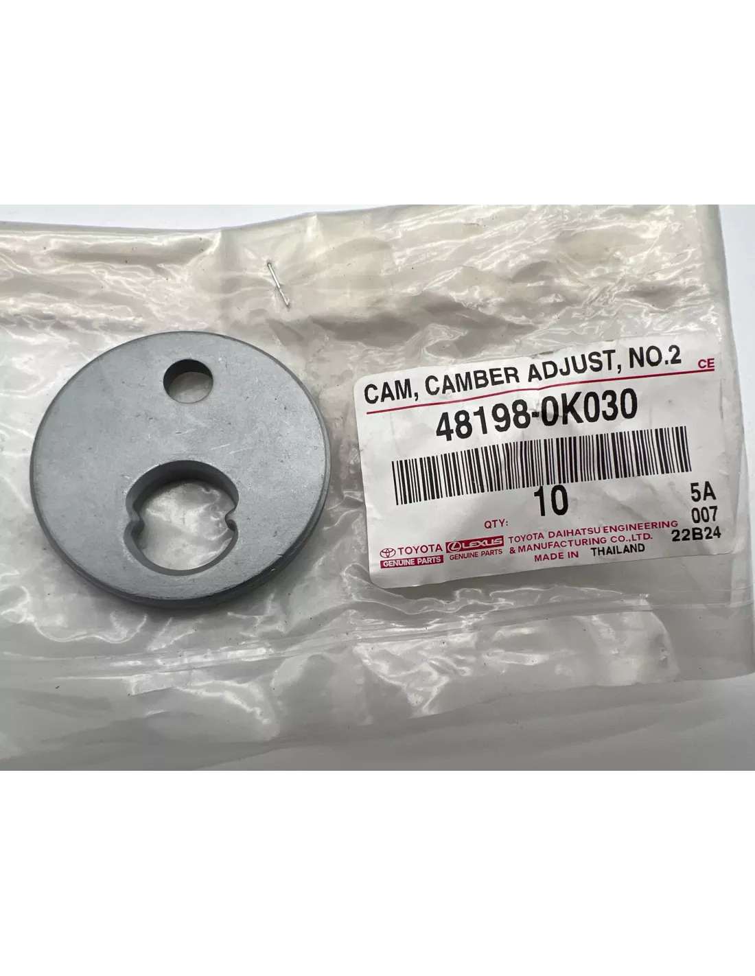 Contre plaque excentrique réglage carrossage triangle Hilux Revo
