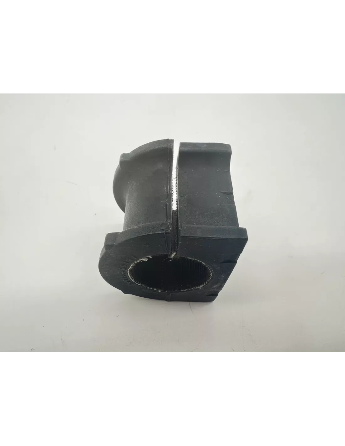 Silent bloc cavalier de barre stabilisatrice avant HDJ100 TOYOTA -