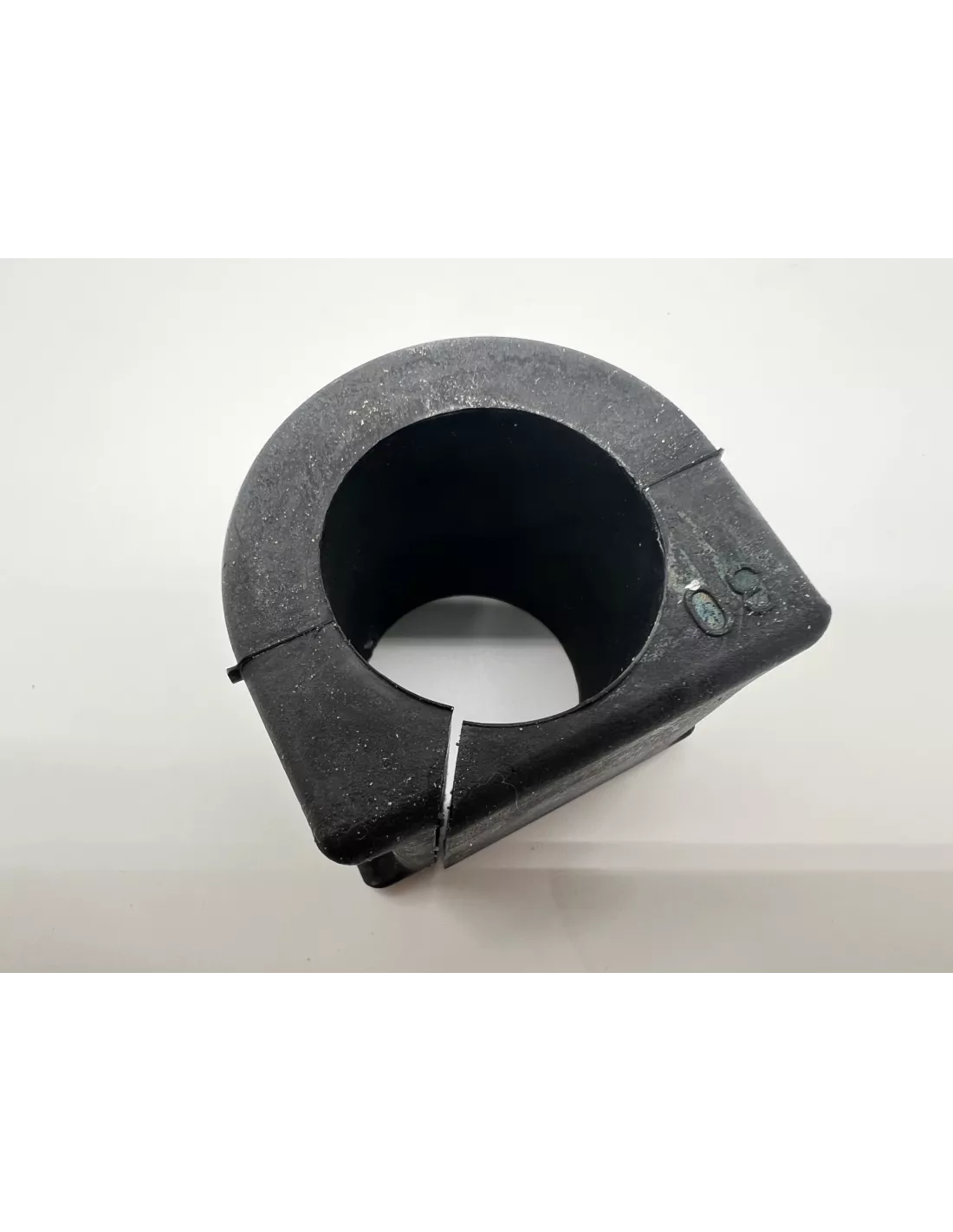 Silent bloc cavalier de barre stabilisatrice avant HZJ105 TOYOTA -