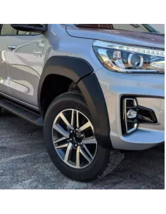 Wing Spreads voor Toyota Hilux 2020+
