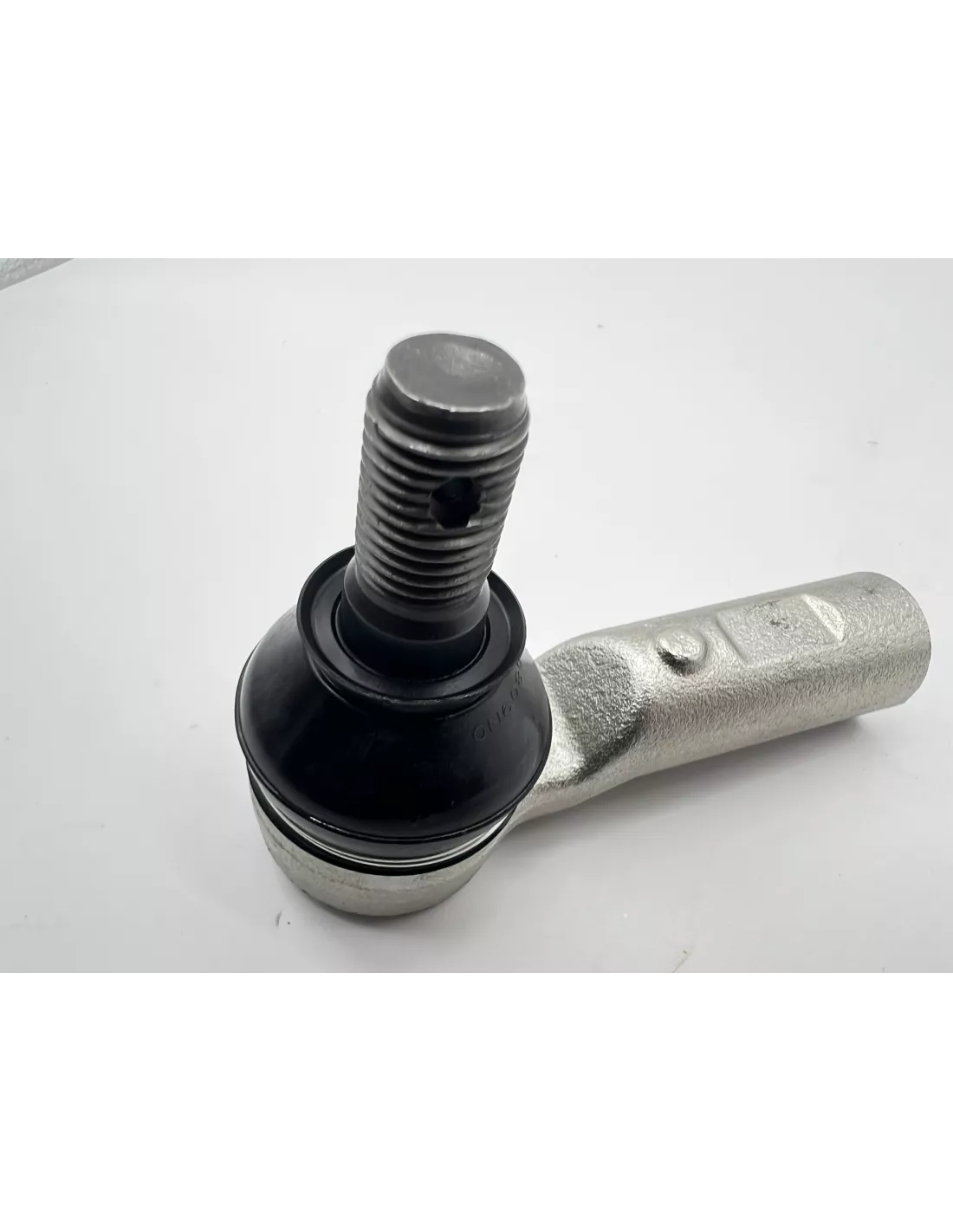 Rotule extérieure crémaillère de direction Hilux Revo - gauche ou