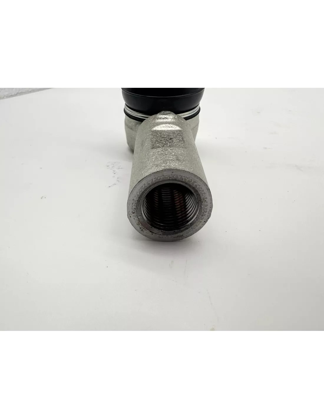 Rotule extérieure crémaillère de direction Hilux Revo - gauche ou