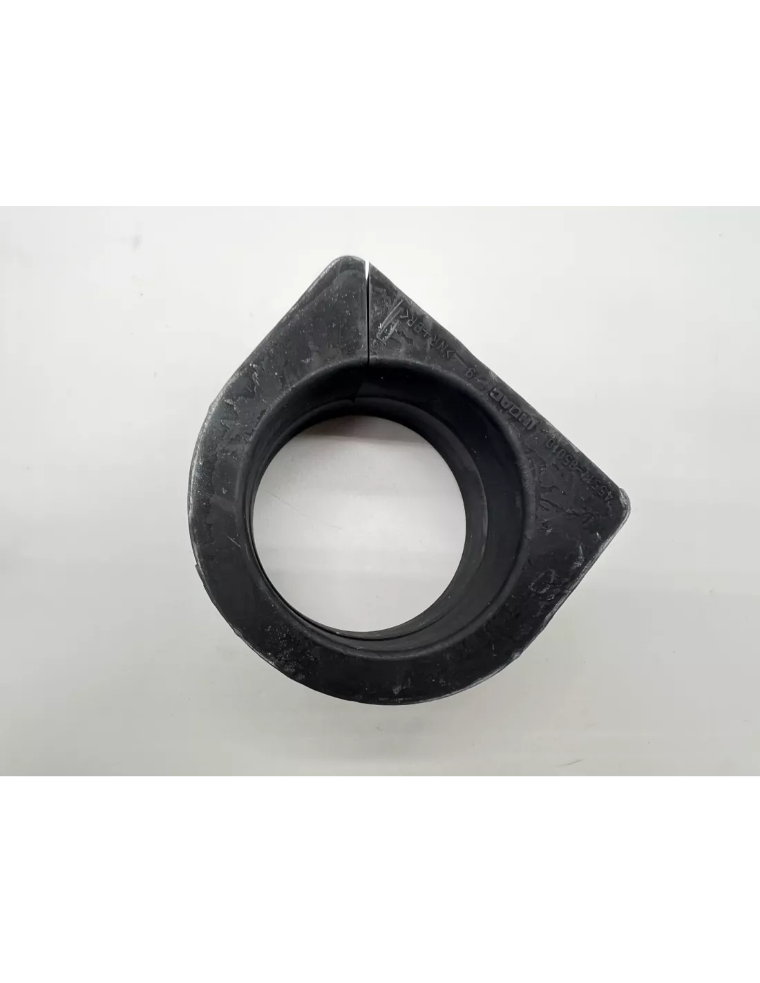 Silent bloc cavalier de crémaillère de direction Land Cruiser KZJ9