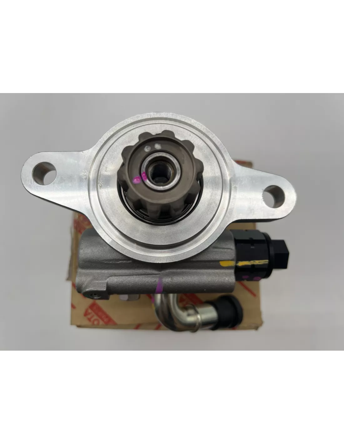 Pompe de direction assistée Hilux Vigo TOYOTA - accessoire 4x4