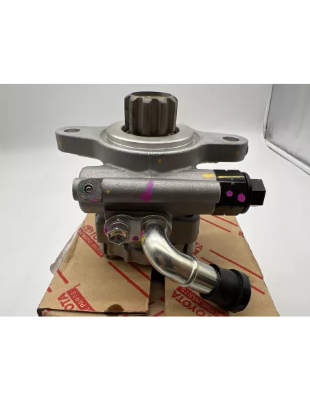 Pompe de direction assistée Hilux Vigo TOYOTA - accessoire 4x4