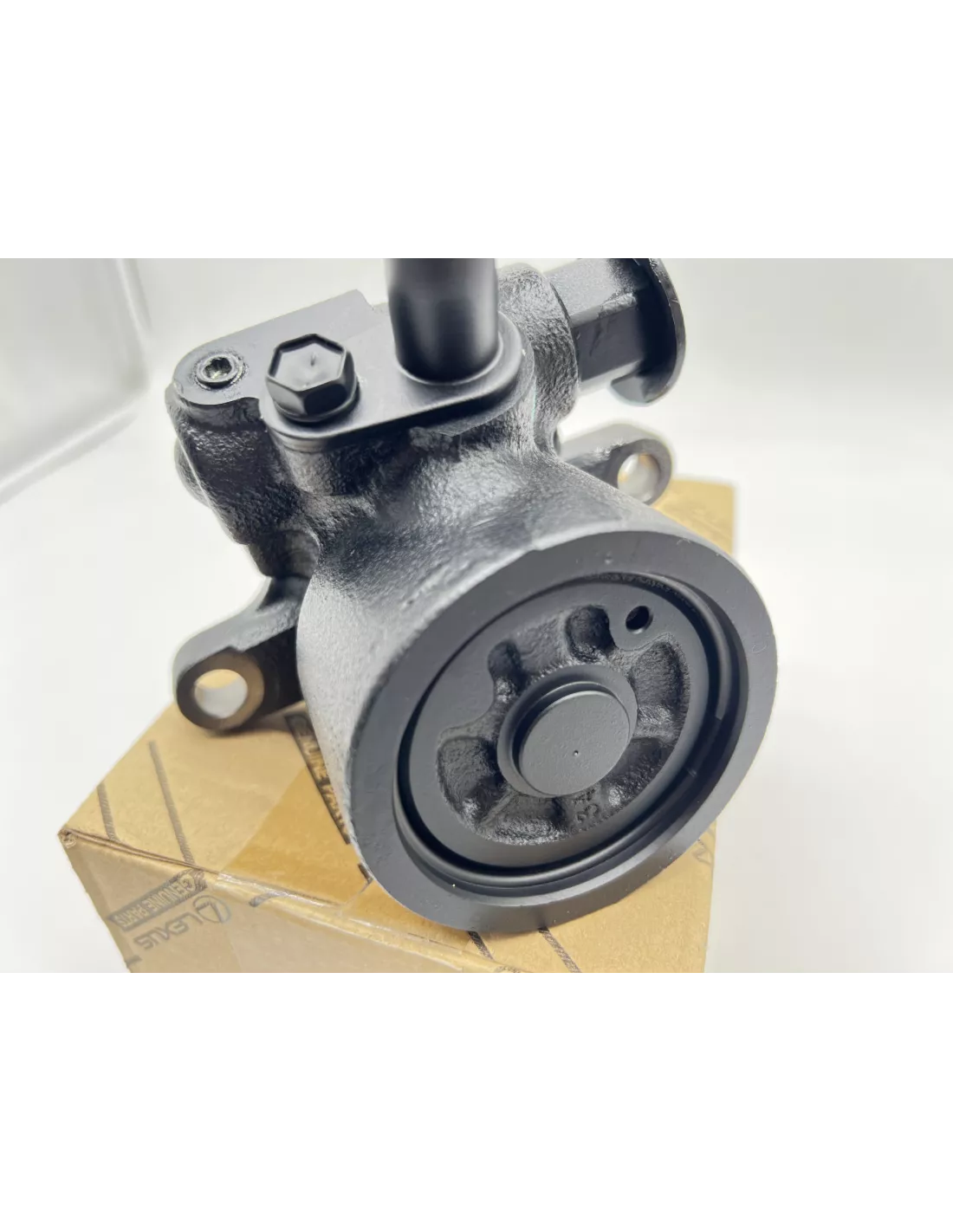 Pompe de direction assistée pour Land Cruiser HDJ100 avant 08/2001