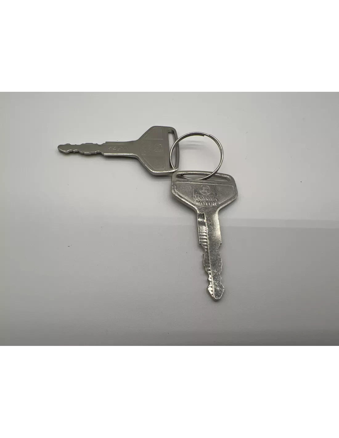 Barillet de contact avec 2 clefs BJ4 HJ4 - Position glow TOYOTA -